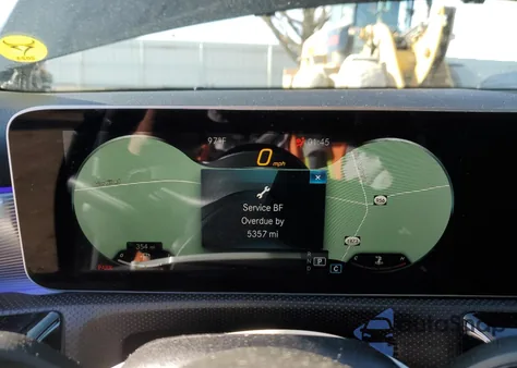 2019 Mercedes-Benz A 220 4Matic z USA, uszkodzony, nr VIN WDD3G4FB4KW001473